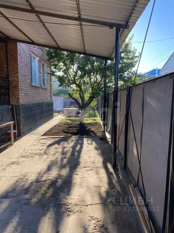 Дом в Калмыкия, Элиста въезд Добровольского, 8 (173 м) - Фото 1