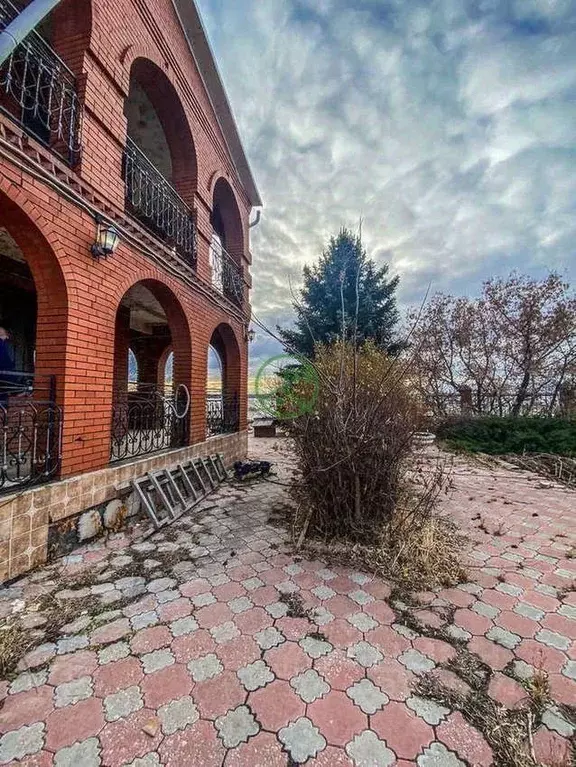 Дом в Самарская область, Октябрьск ул. Шишулина, 78 (240 м) - Фото 1