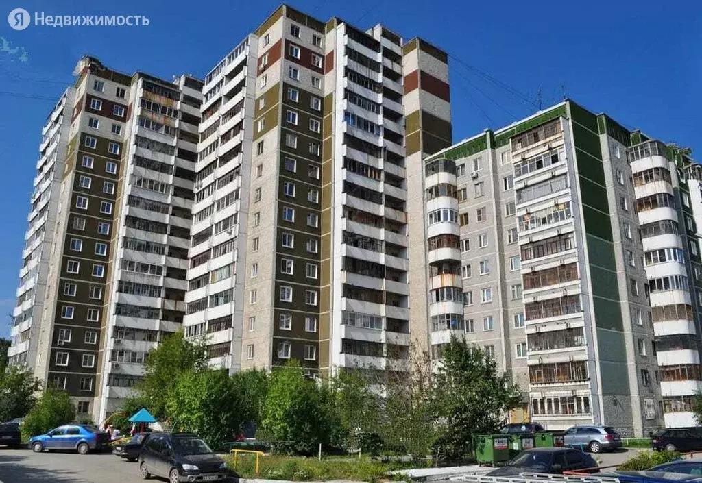 5-комнатная квартира: Екатеринбург, микрорайон Уралмаш, улица . - Фото 0