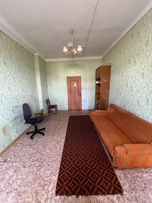 Комната 18 м в 1-к., 1/3 эт. - Фото 0