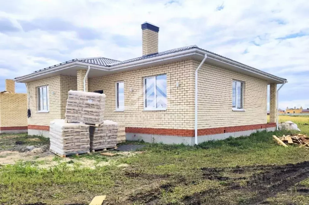 Дом в Татарстан, Лаишевский район, Кирбинское с/пос, д. Травкино ул. ... - Фото 2