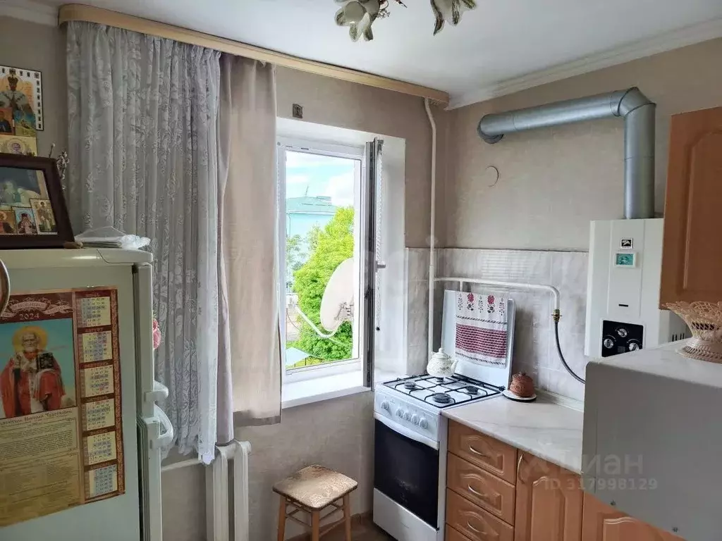 2-к кв. Адыгея, Майкоп ул. Димитрова, 19 (45.0 м) - Фото 1