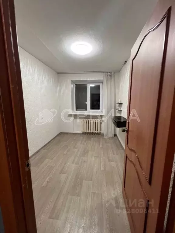 3-к кв. Тюменская область, Тюмень проезд Геологоразведчиков, 38 (64.9 ... - Фото 1