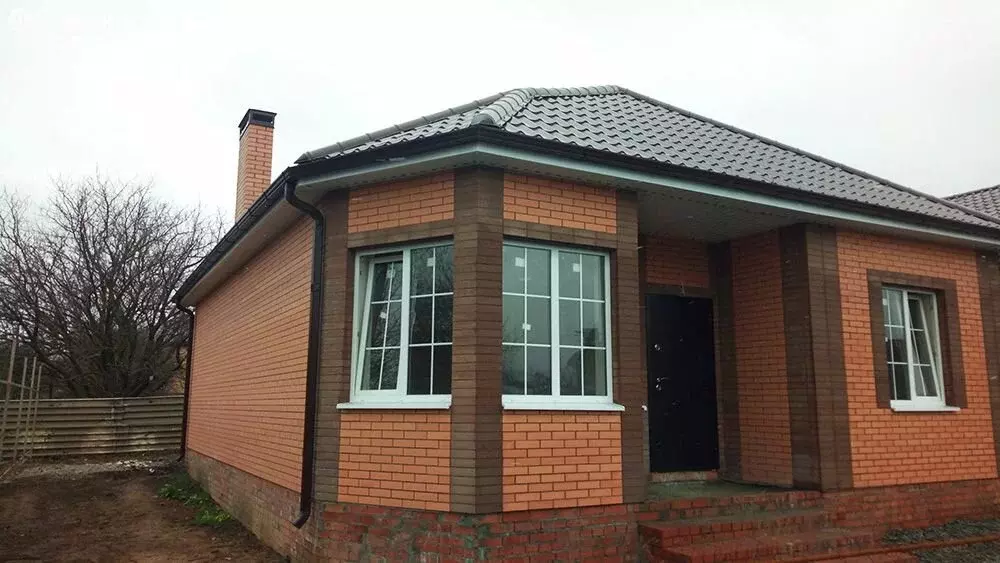 Дом в Ростов-на-Дону, улица Петренко (80 м) - Фото 1