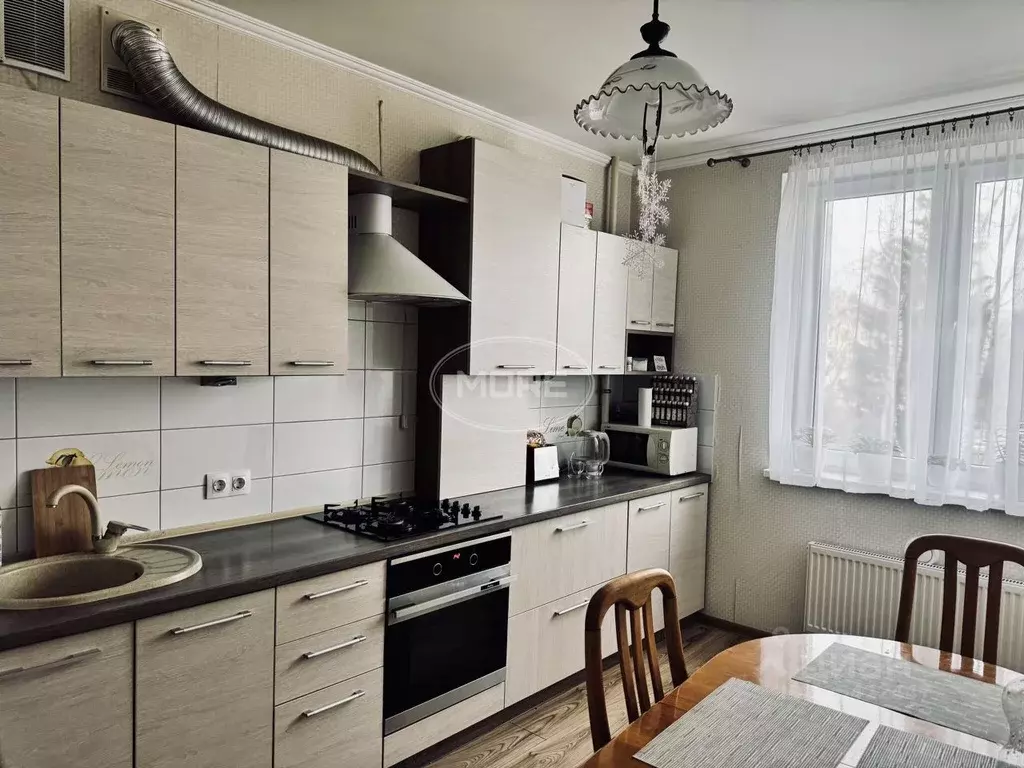 2-к кв. Калининградская область, Калининград Лужская ул., 23Б (60.0 м) - Фото 1