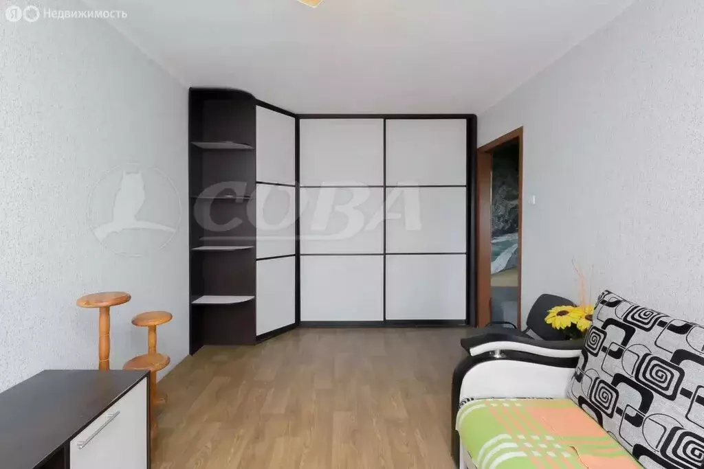 4-комнатная квартира: Тюмень, Широтная улица, 13А (86 м) - Фото 1