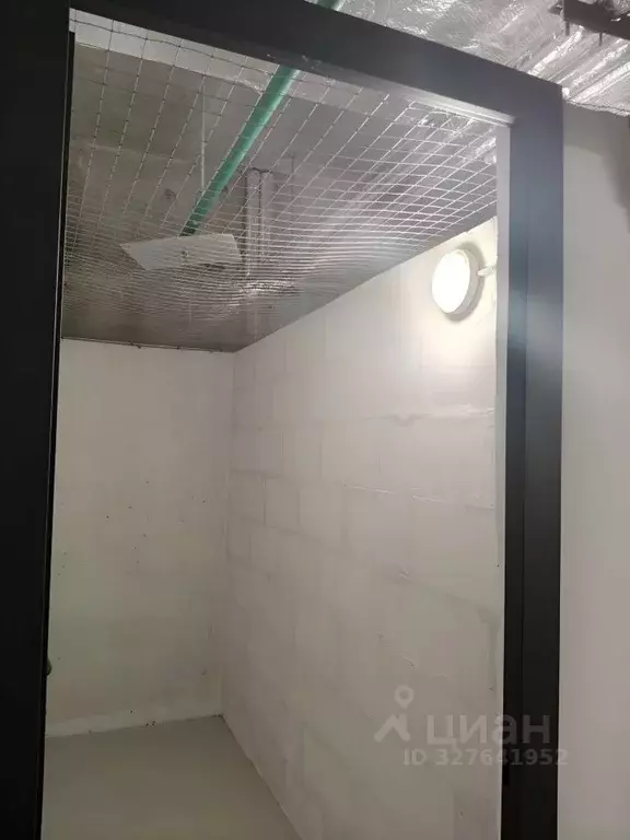 Гараж в Москва Большая Очаковская ул., 2К2 (4 м) - Фото 2