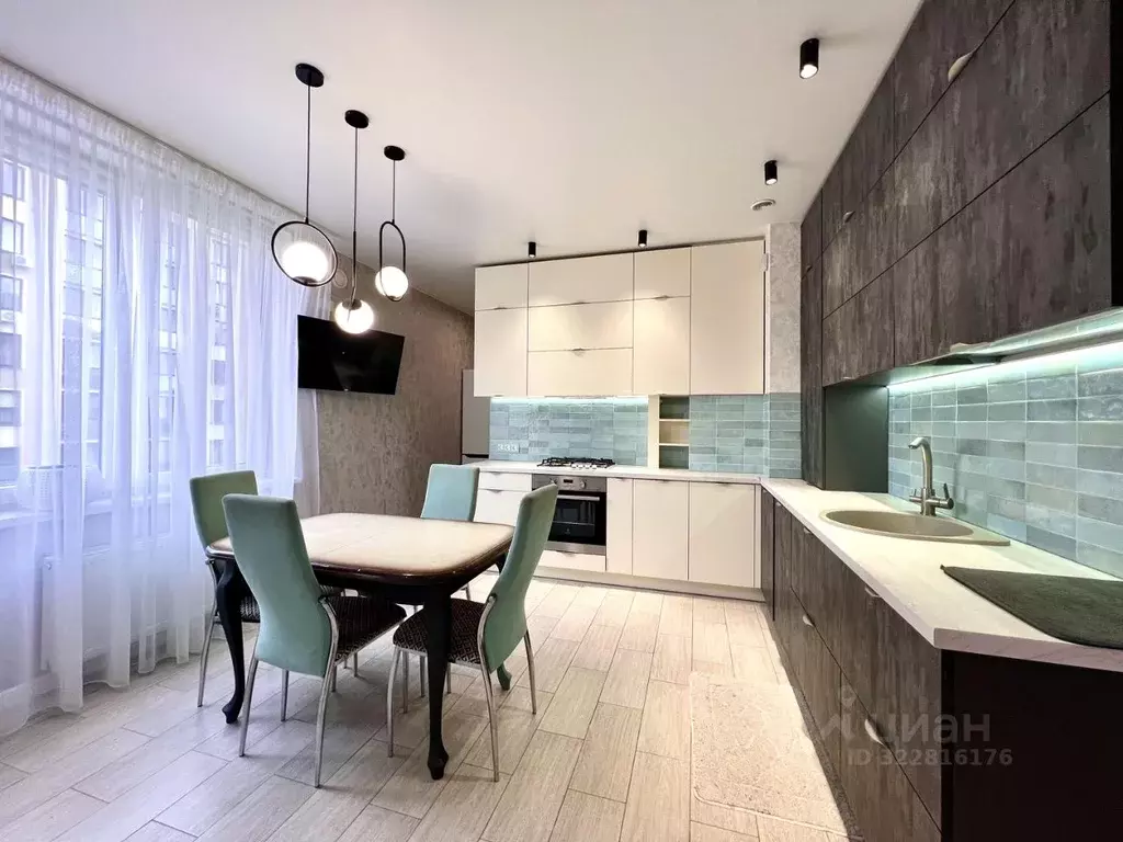 3-к кв. Калининградская область, Калининград Ростовская ул., 10 (90.0 ... - Фото 2