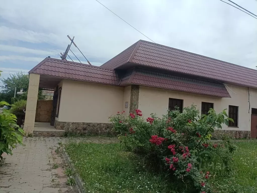 Производственное помещение в Краснодарский край, Лабинск ул. Фрунзе, 4 ... - Фото 1