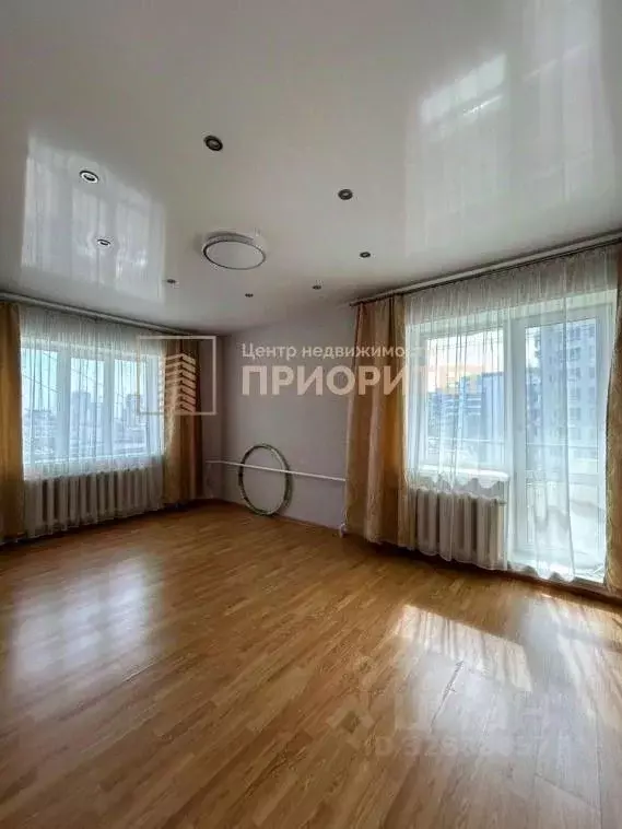 3-к кв. Саха (Якутия), Якутск ул. Чкалова, 1 (73.8 м) - Фото 2