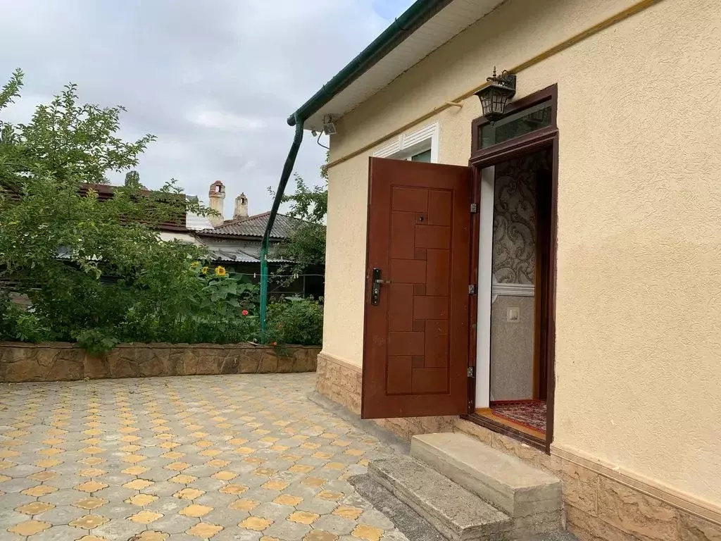 Комната Ставропольский край, Кисловодск ул. Ермолова, 45 - Фото 1