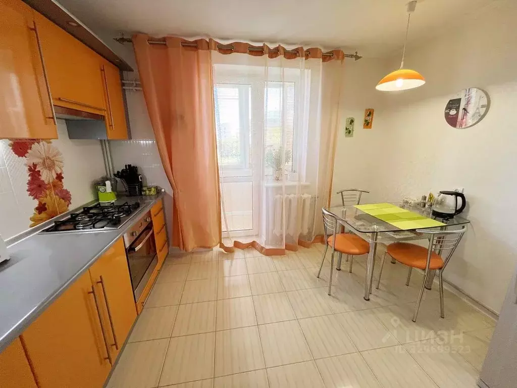 2-к кв. Севастополь ул. Генерала Лебедя, 36 (56.0 м) - Фото 1