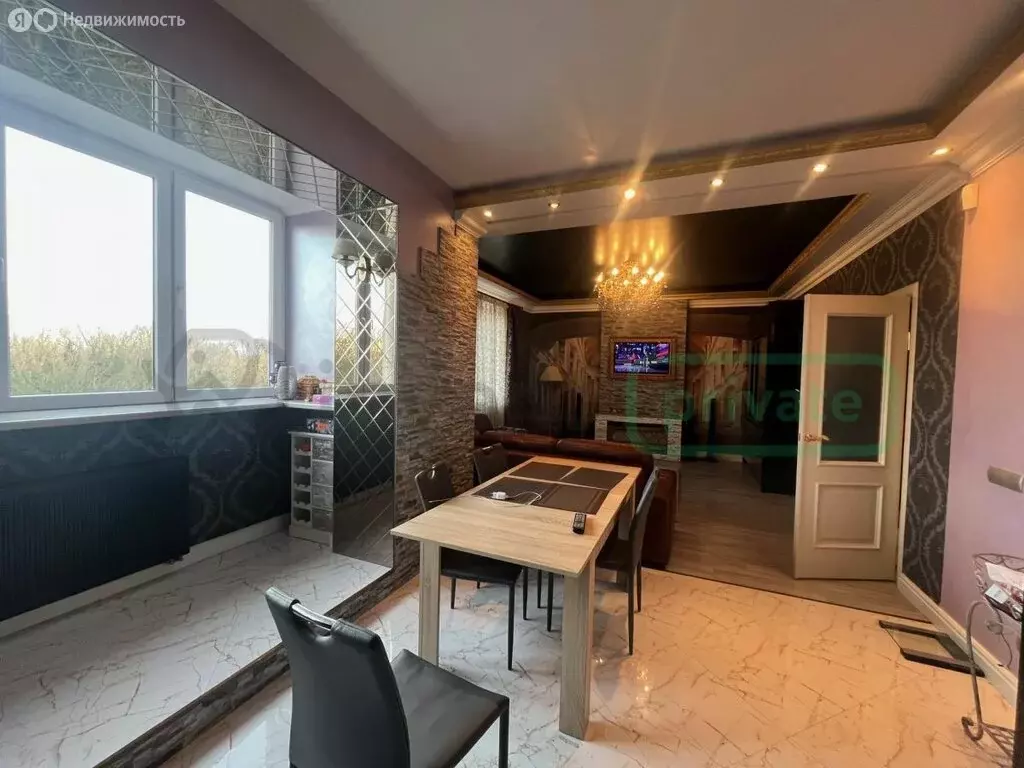 2-комнатная квартира: Калининград, улица Юрия Гагарина, 2А (75.3 м) - Фото 2