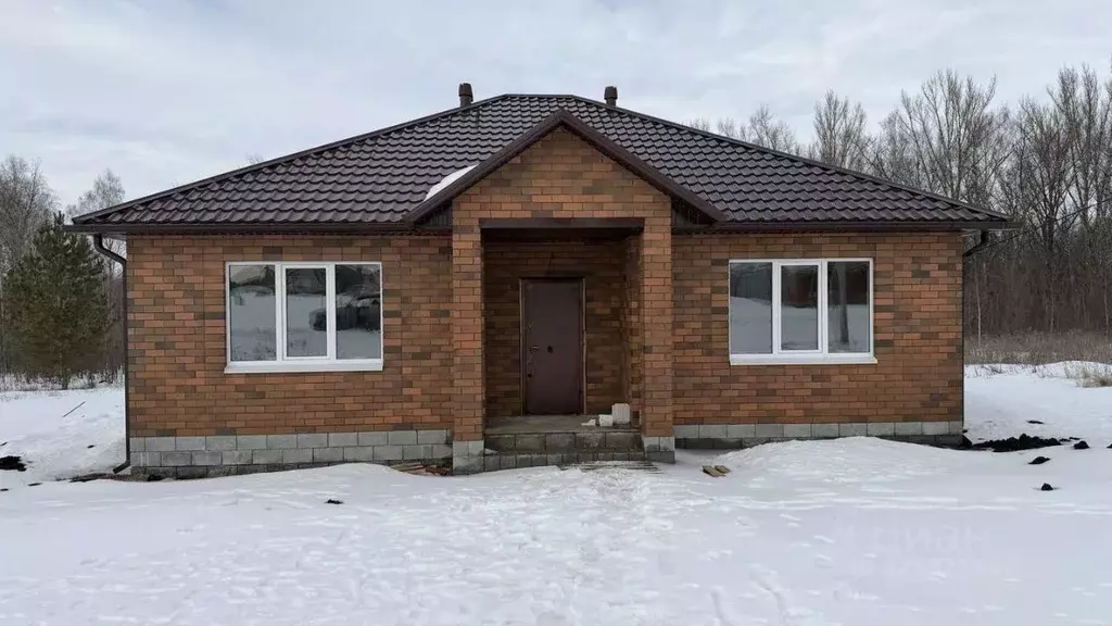 Дом в Белгородская область, Строитель Яковлевский городской округ,  ... - Фото 1