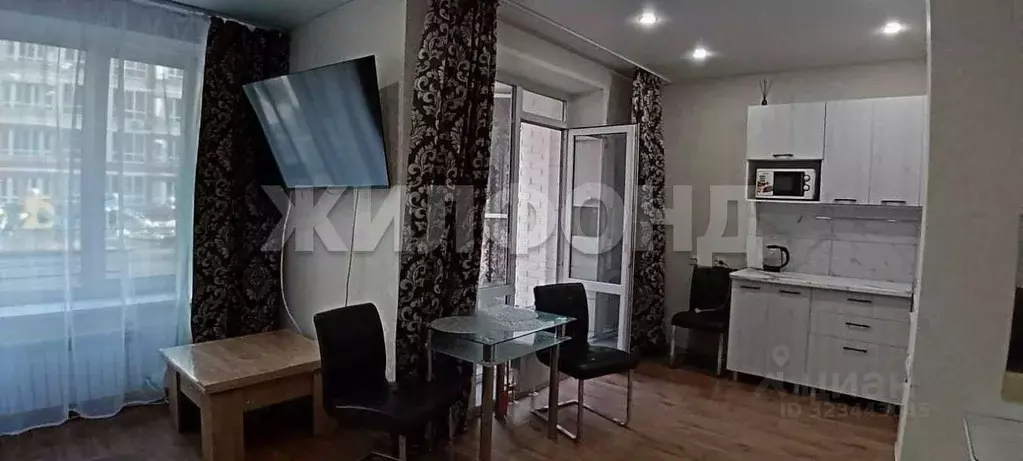 2-к кв. Хакасия, Абакан Трудовая ул., 84 (60.3 м) - Фото 2