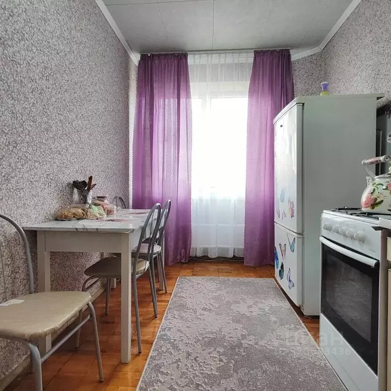 3-к кв. Волгоградская область, Волгоград Жилгородок мкр, ул. ... - Фото 1