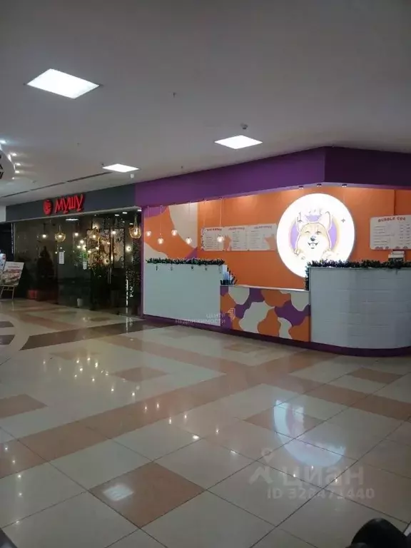 Торговая площадь в Татарстан, Казань Петербургская ул., 9 (12 м) - Фото 1