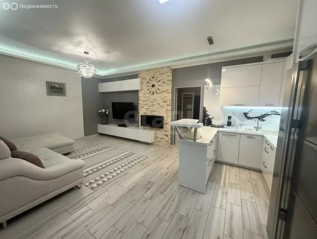 3-комнатная квартира: Калининград, Орудийная улица, 32А (84 м) - Фото 2