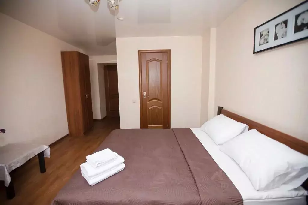 Комната Свердловская область, Екатеринбург ул. Ключевская, 18 - Фото 2