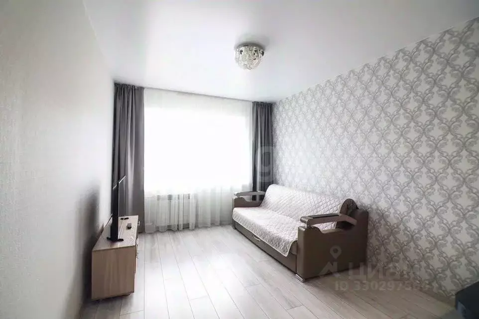 2-к кв. Алтайский край, Барнаул Балтийская ул., 63Б (39.8 м) - Фото 1