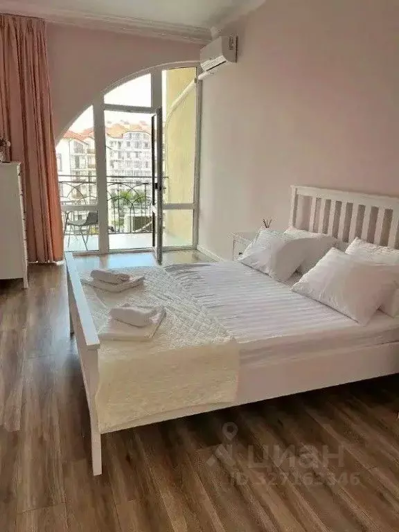 1-к кв. Краснодарский край, Геленджик Крымская ул., 22к13 (45.0 м) - Фото 1