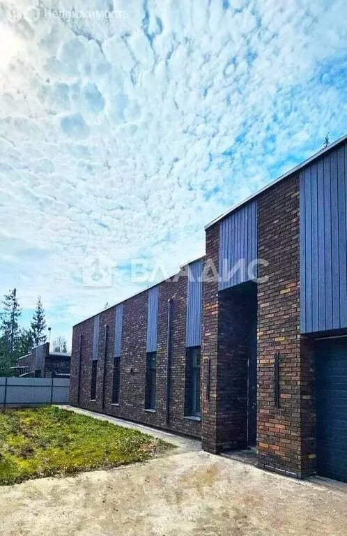 Дом в Одинцовский городской округ, ДНТ Топаз, 317А (270 м) - Фото 1