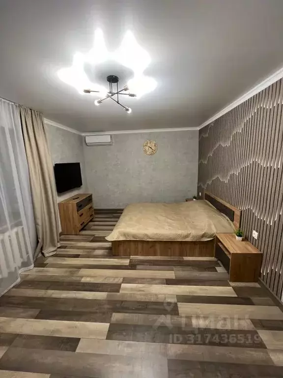 1-к кв. Краснодарский край, Туапсе ул. Карла Маркса, 11 (36.0 м) - Фото 0