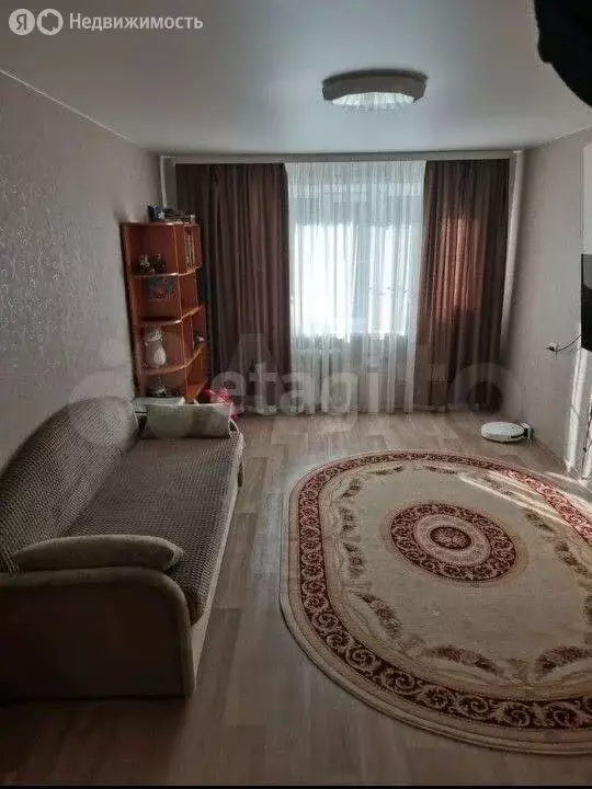 3-комнатная квартира: Петропавловск-Камчатский, Солнечная улица, 1/4 ... - Фото 0