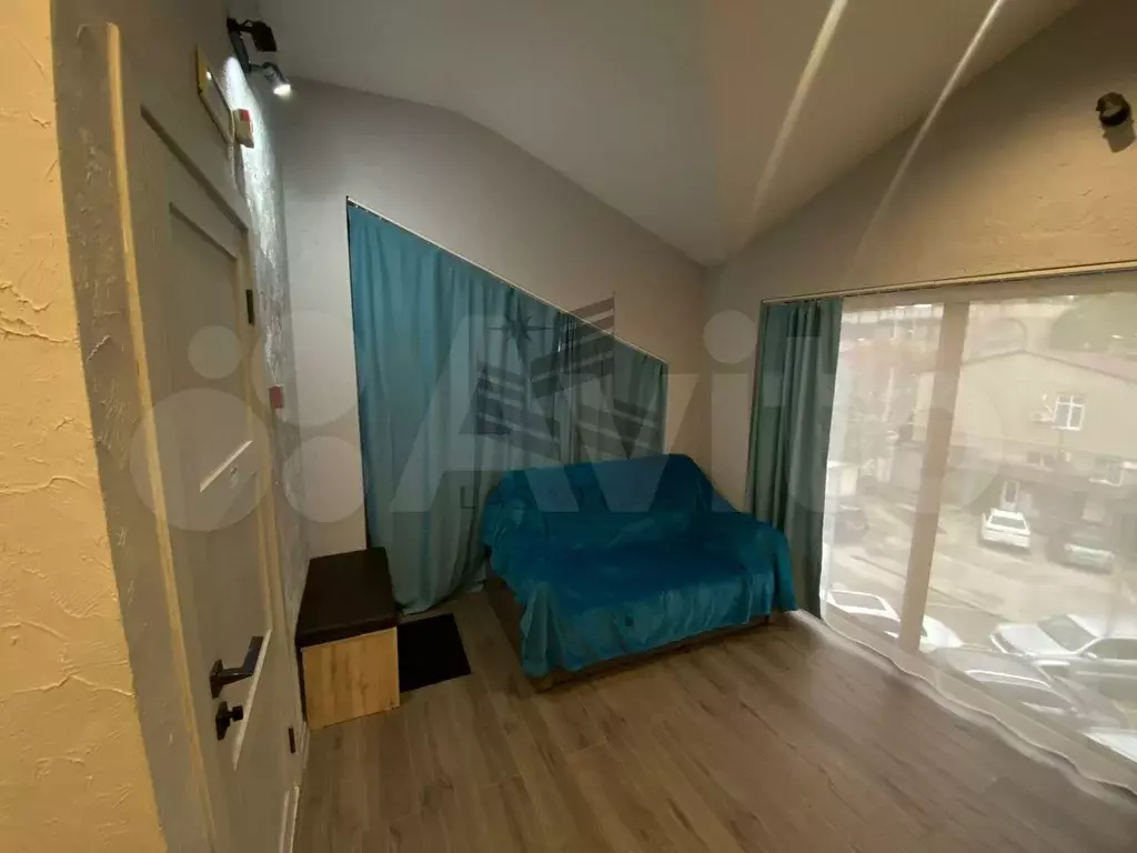 Квартира-студия, 45 м, 3/3 эт. - Фото 1