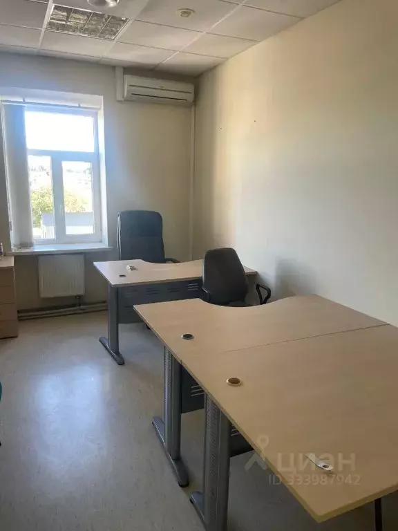 Офис в Санкт-Петербург Октябрьская наб., 104к1П (18 м) - Фото 2
