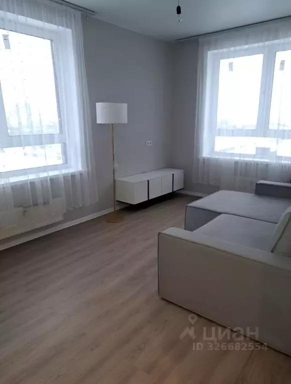 2-к кв. Московская область, Люберцы городской округ, Мирный пгт ул. ... - Фото 1