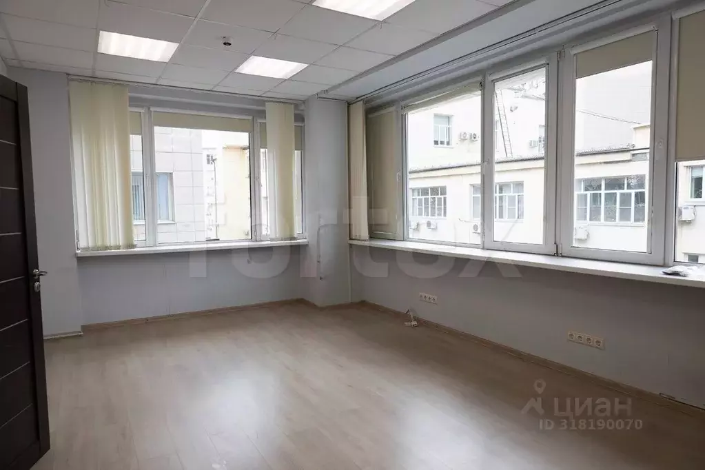 Офис в Москва ул. Орджоникидзе, 11С1а (98 м) - Фото 0