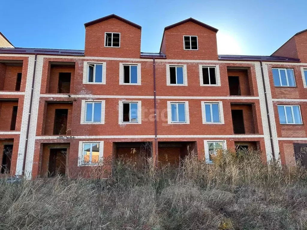 Таунхаус в Ингушетия, Магас ул. Анатолия Приставкина (347 м) - Фото 1