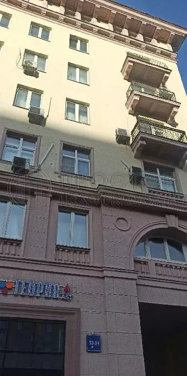 Продается комната в 6-комнатной квартире - Фото 2