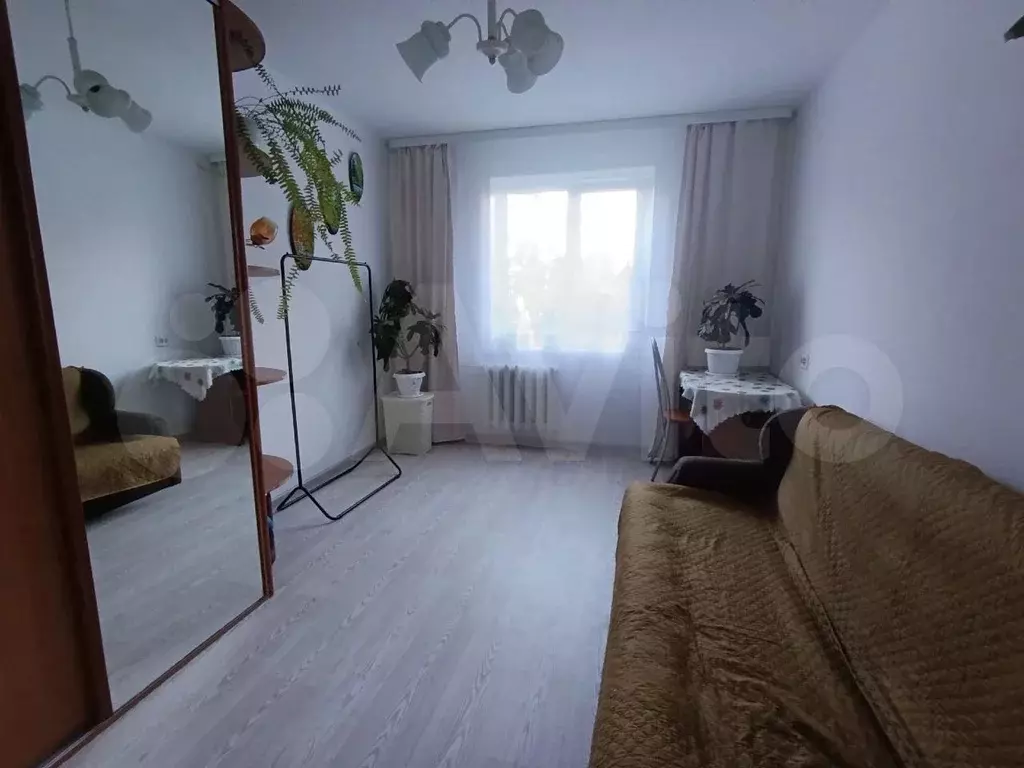 Комната 14 м в 3-к., 1/10 эт. - Фото 0