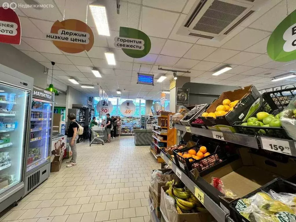 Торговая площадь (754.8 м) - Фото 2