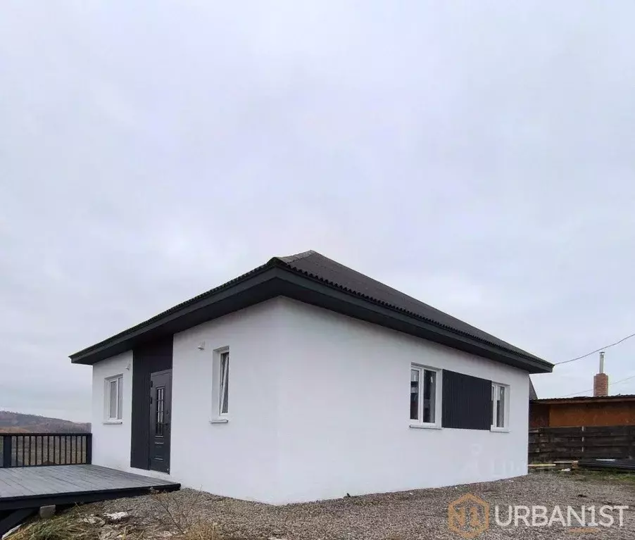 Дом в Красноярский край, Красноярск городской округ, пос. Солонцы ул. ... - Фото 1