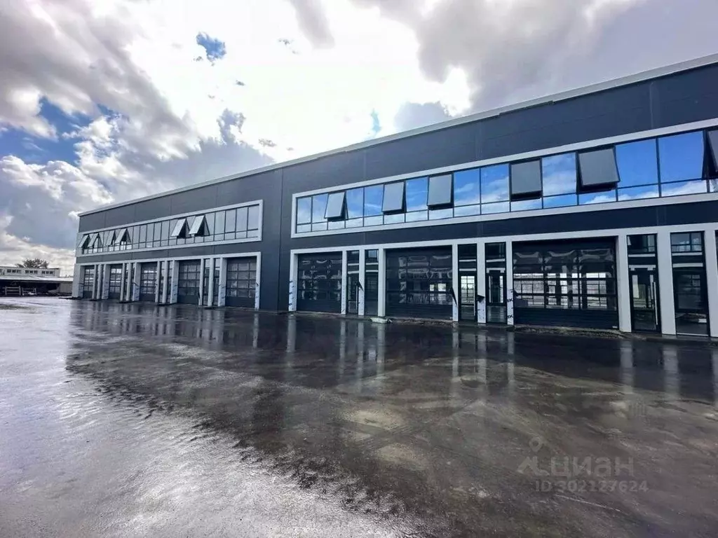 Помещение свободного назначения в Татарстан, Набережные Челны ул. 40 ... - Фото 1