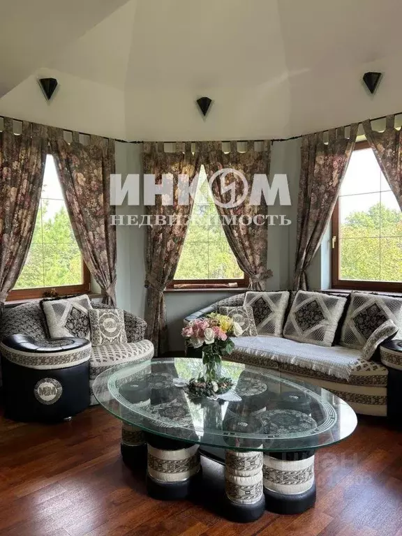 Дом, 300 м - Фото 1