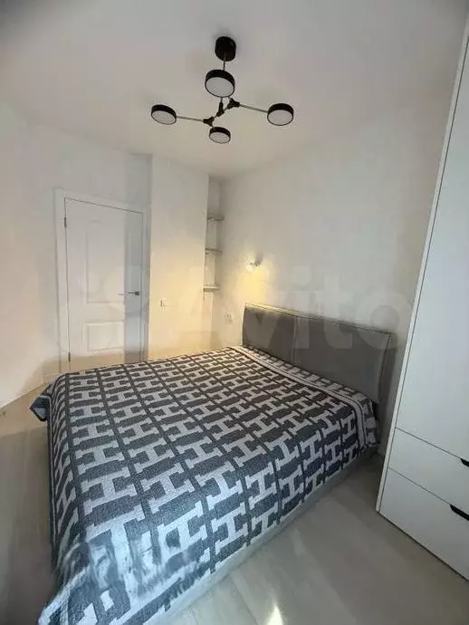2-к. квартира, 56 м, 7/17 эт. - Фото 0