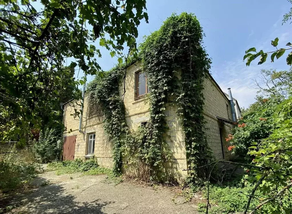 Дом в Ставропольский край, Ставрополь № 9 мкр, ул. Ашихина, 52А (252 ... - Фото 1