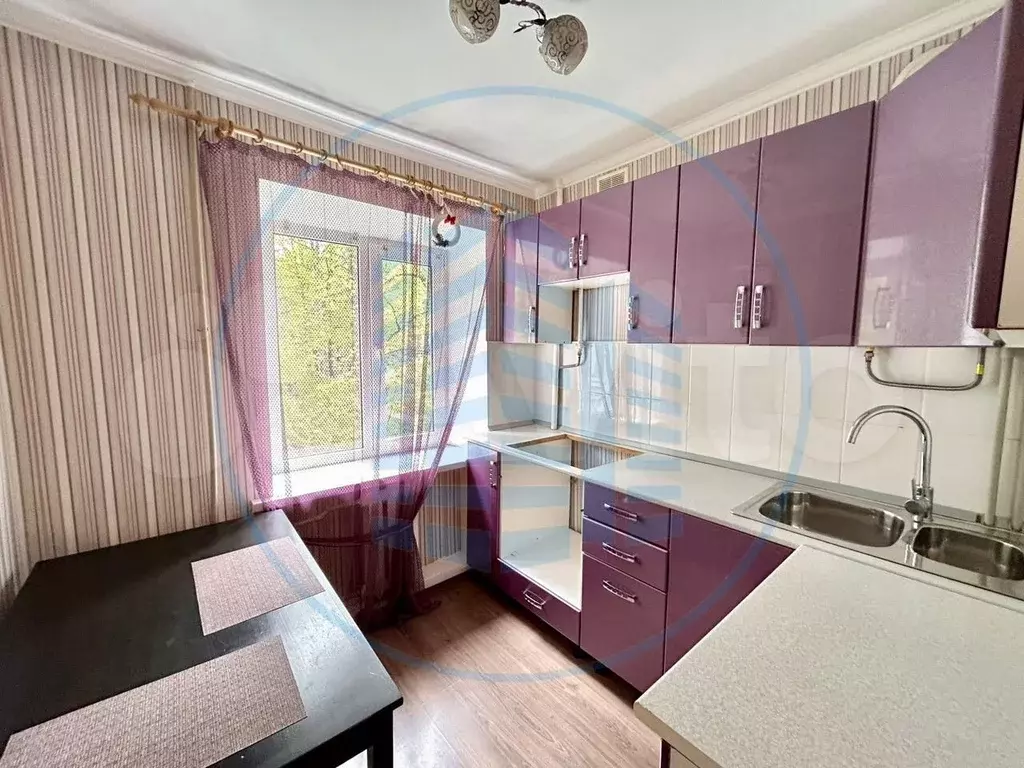 1-к. квартира, 30,5 м, 2/4 эт. - Фото 0