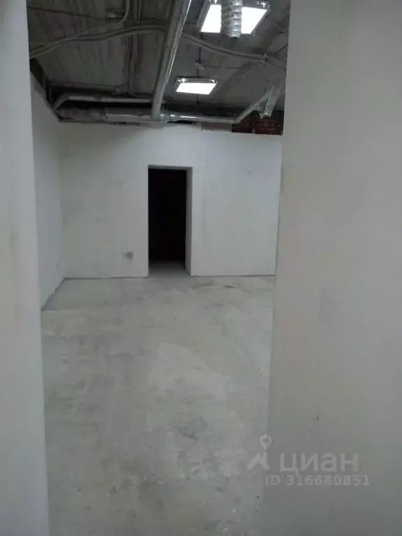 Помещение свободного назначения в Саратовская область, Саратов ул. ... - Фото 2