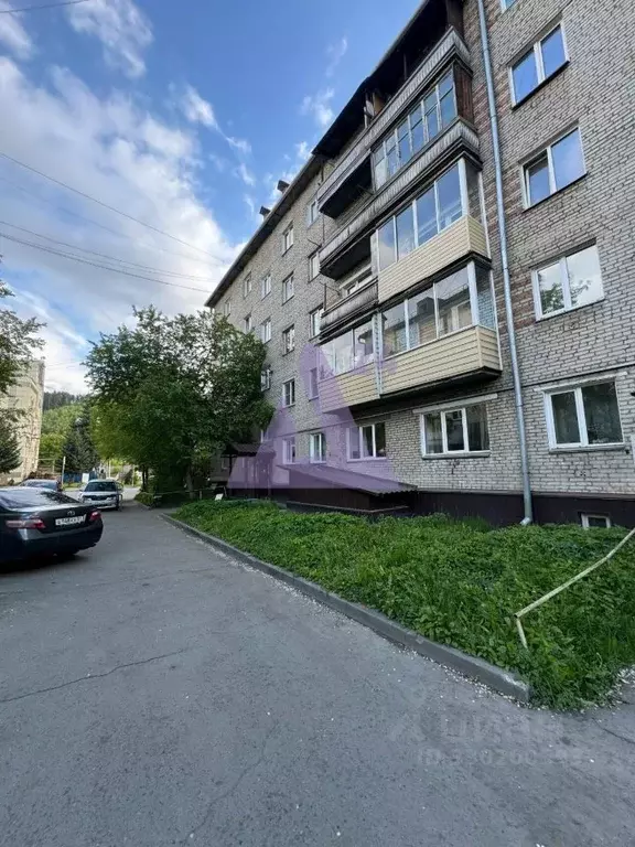 3-к кв. Алтай, Горно-Алтайск ул. Григория Чорос-Гуркина, 34 (61.0 м) - Фото 1