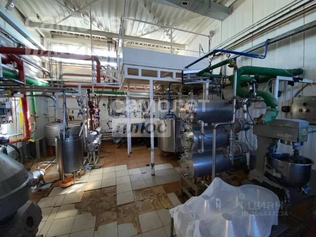 Производственное помещение в Тюменская область, Исетский район, с. ... - Фото 1