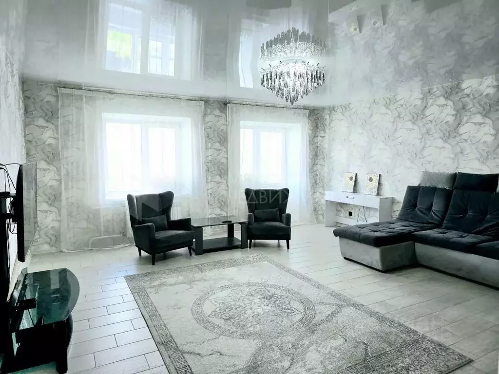 4-к кв. Тюменская область, Тюмень ул. Республики, 86к1 (150.3 м) - Фото 1