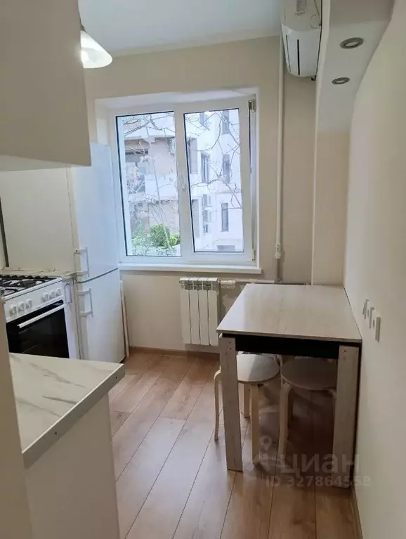 1-к кв. Краснодарский край, Сочи Центральный мкр, ул. Карла Либкнехта, ... - Фото 2