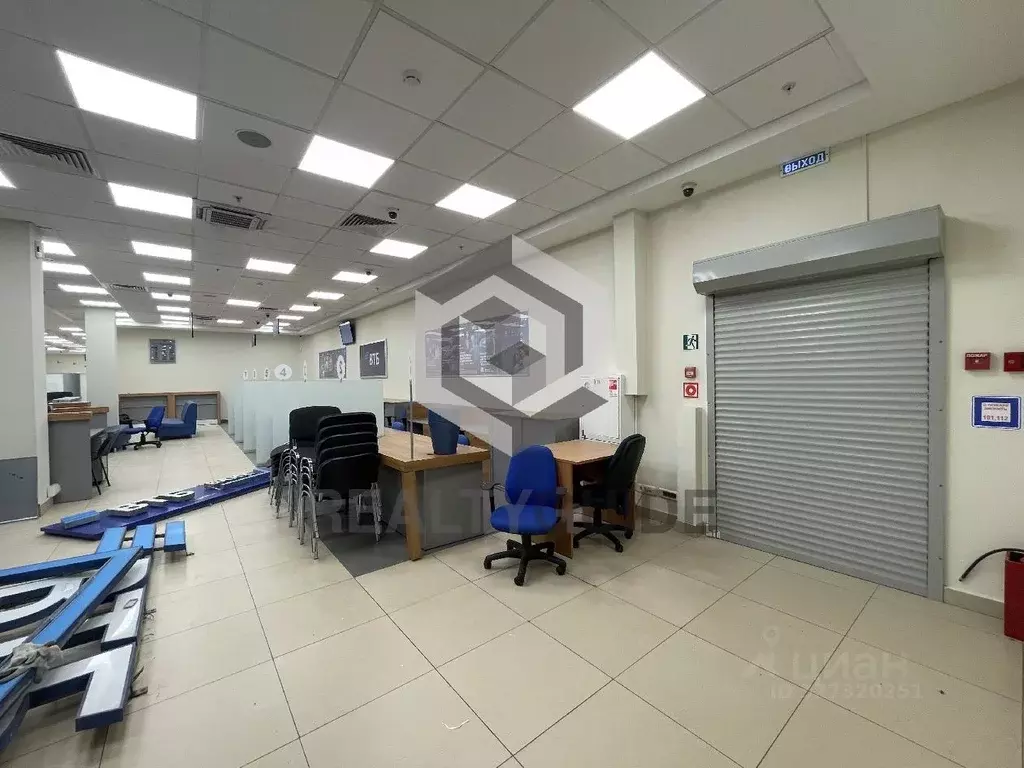 Помещение свободного назначения в Москва Снежная ул., 26 (183 м) - Фото 1