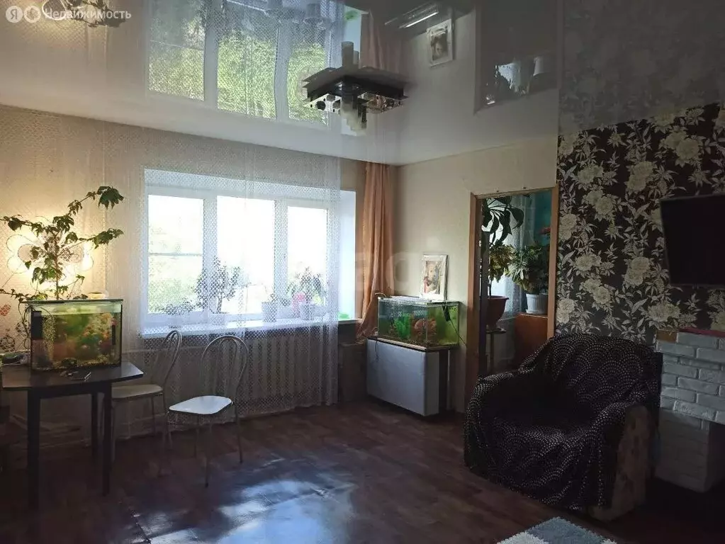 2-комнатная квартира: Куса, квартал Центр, улица Андроновых, 1 (42.2 ... - Фото 1