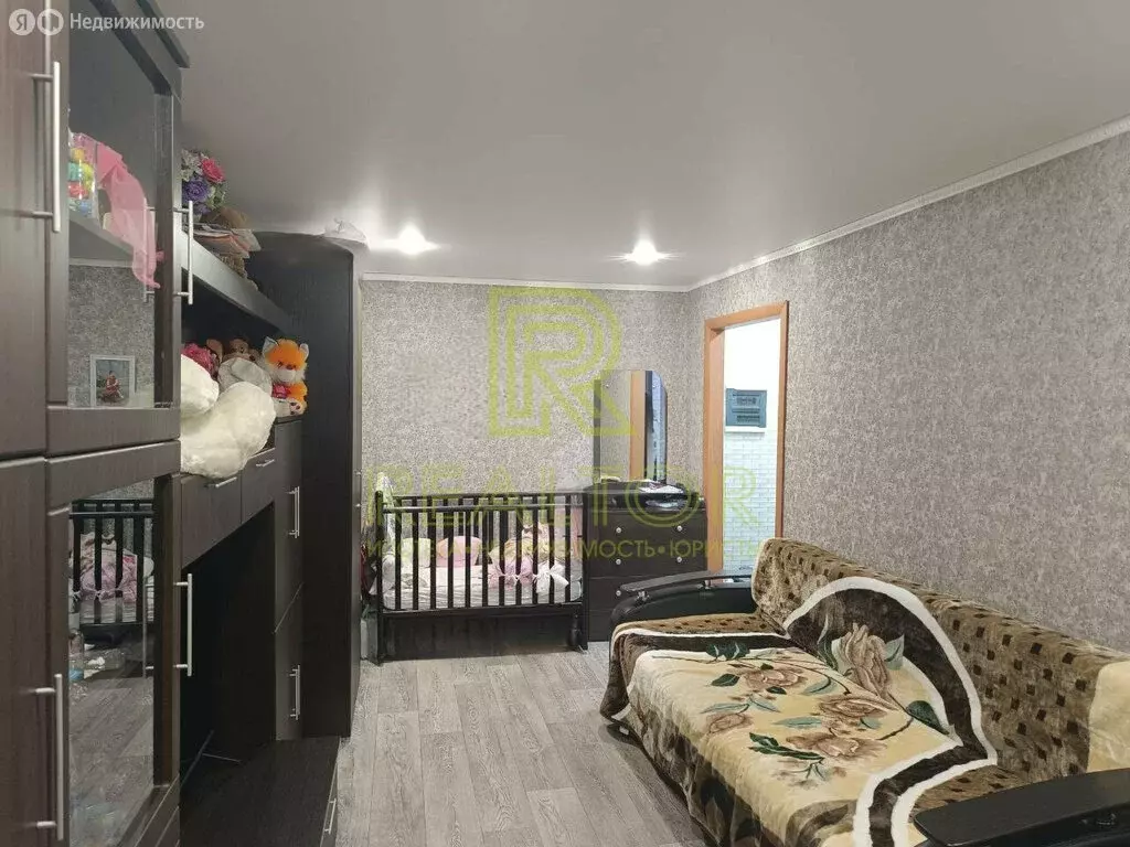 1-комнатная квартира: Шахты, улица Искра, 53А (30 м) - Фото 1